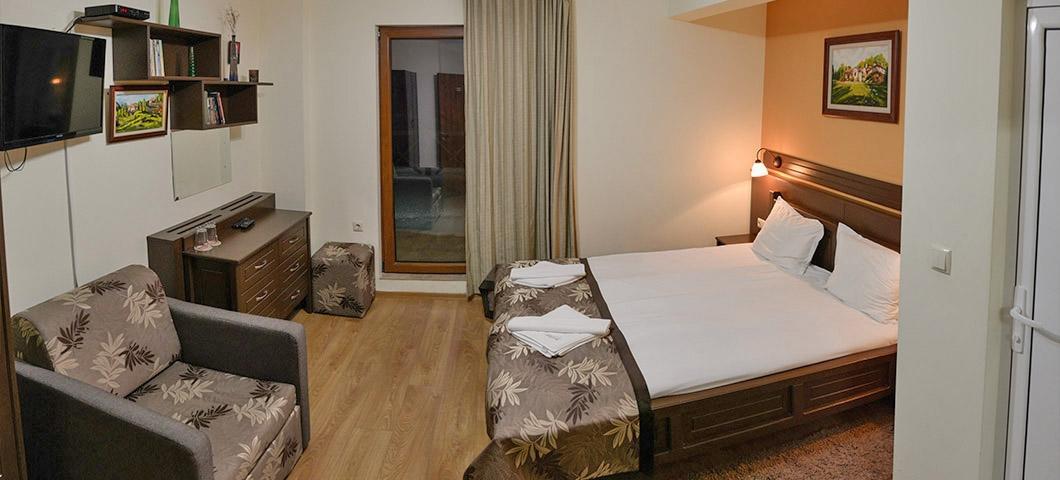 Family Hotel Balkanci Usana Extérieur photo