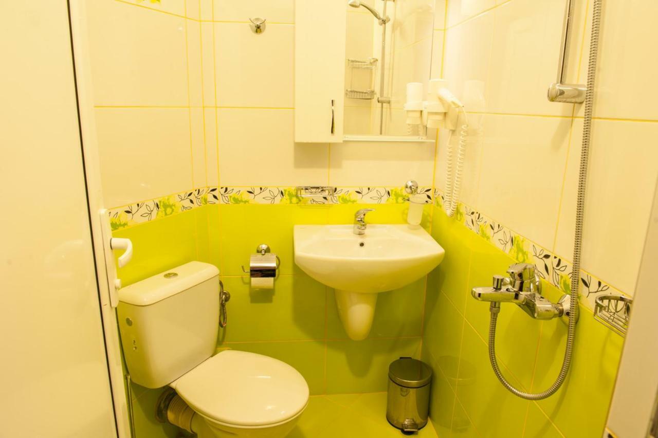 Family Hotel Balkanci Usana Extérieur photo