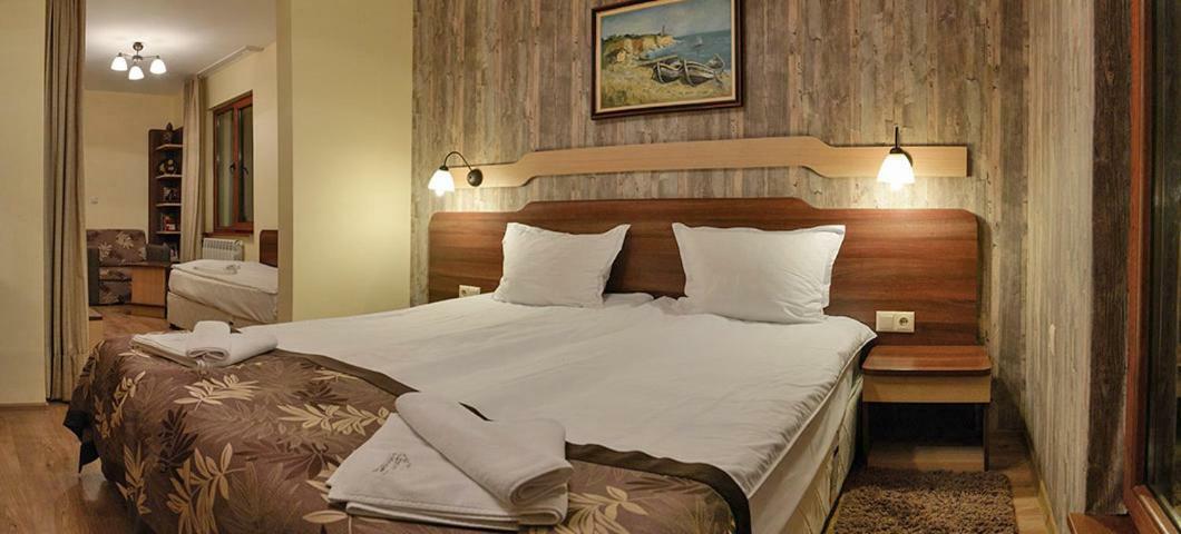 Family Hotel Balkanci Usana Extérieur photo